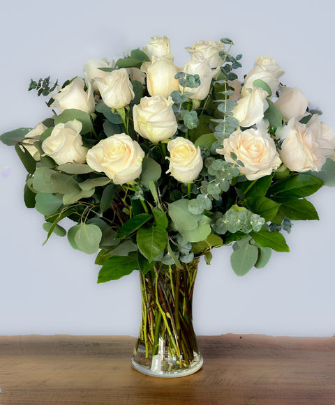 #78 Pure Elegance White Rose Vase