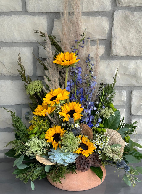 #189 Sunlit Earth Vertical Arrangement