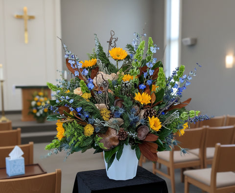 #136 Meadow Memories Floor Basket