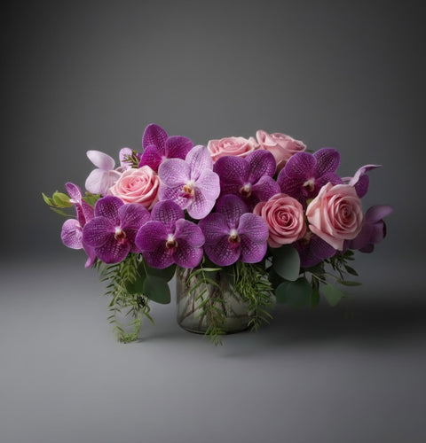 Cutie Pie  | Sweet Cake Roses & Puple Vanda Orchids