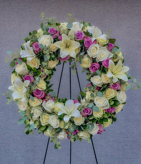 #257 Lavender and White Standing Wreath